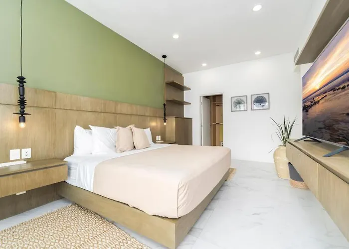 New 3br With Exceptional Location With Pool Apartment *