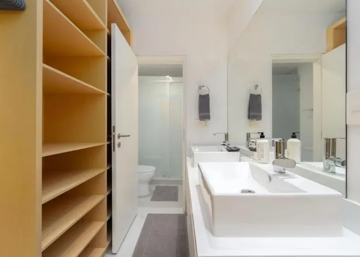 New 3br With Exceptional Location With Pool Apartment *